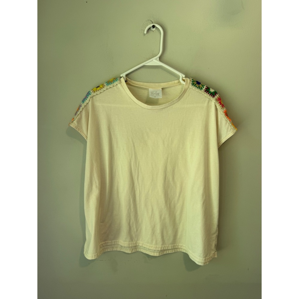 Jantzen Ruby Womens Cream Crochet Shoulder Trim Tee Shirt Medium Boho Cap Sleeve